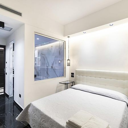 Chez Anna B&B - Adults Only Napoli Bagian luar foto