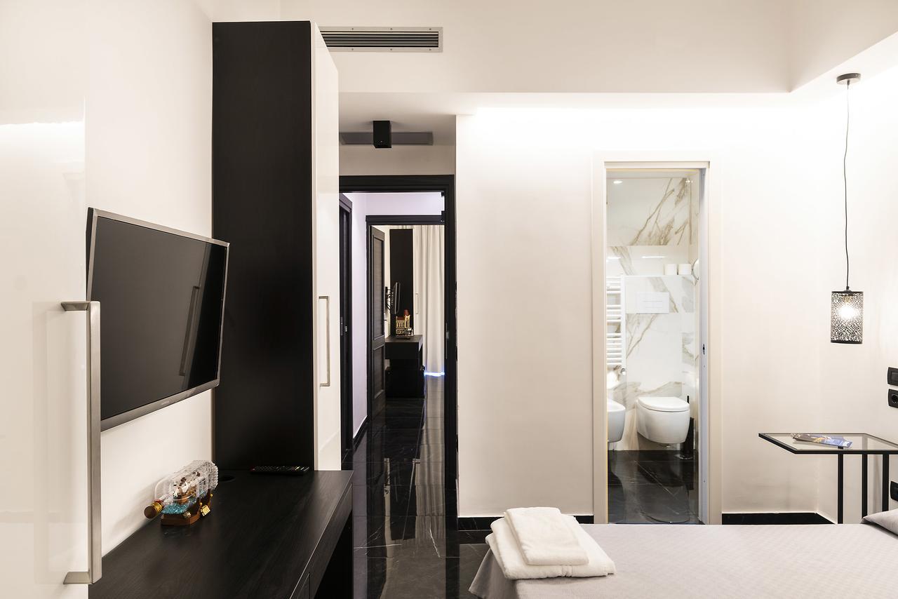 Chez Anna B&B - Adults Only Napoli Bagian luar foto