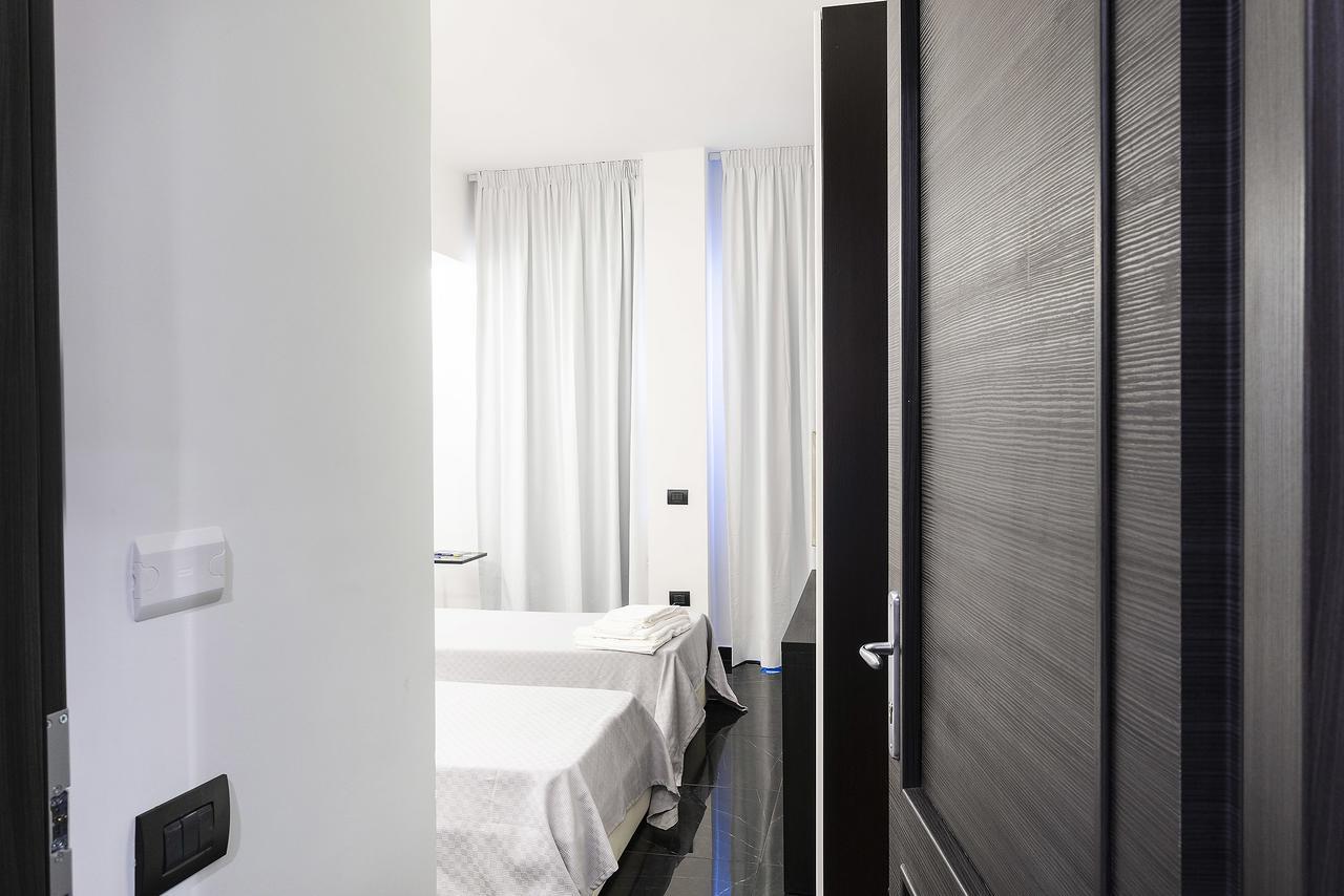 Chez Anna B&B - Adults Only Napoli Bagian luar foto