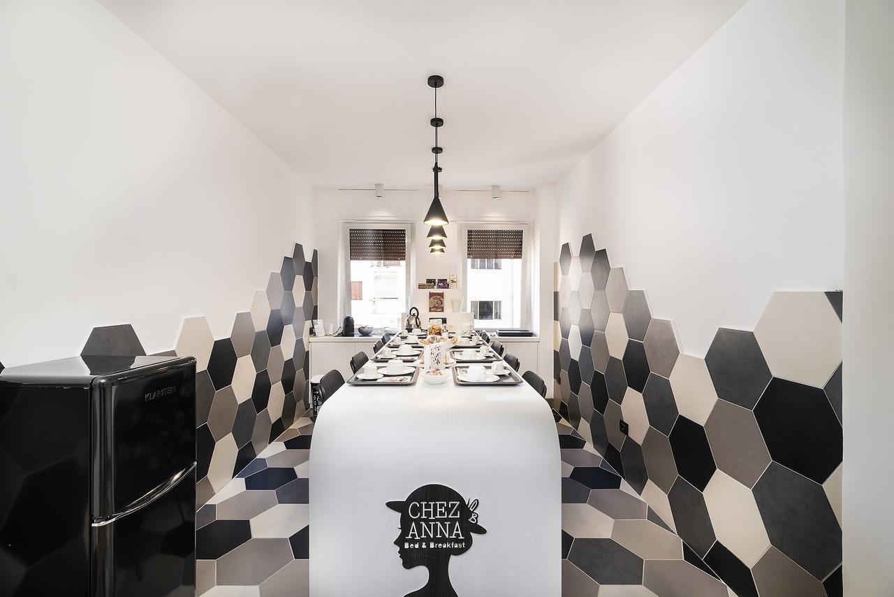 Chez Anna B&B - Adults Only Napoli Bagian luar foto